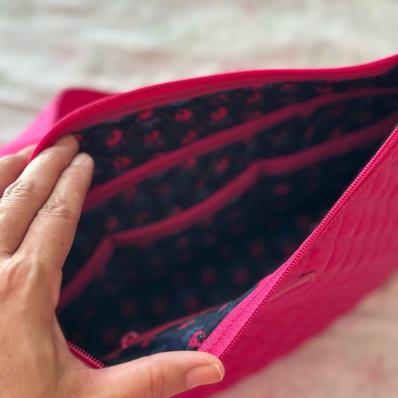 Hot Pink Quilted Crossbody Bag - Picture 5 of 9